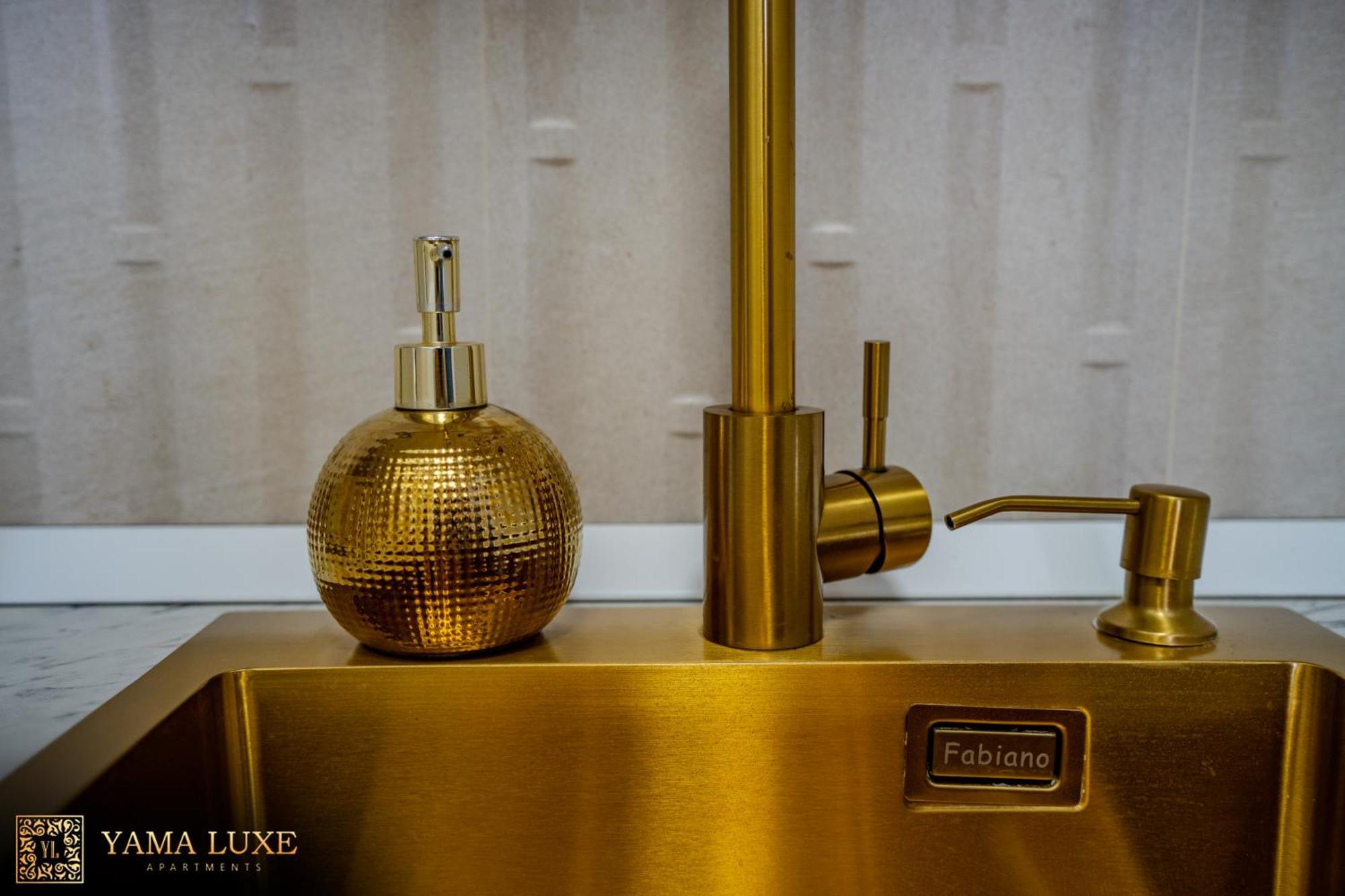 Yamaluxe Apartments - Bucuresti ภายนอก รูปภาพ